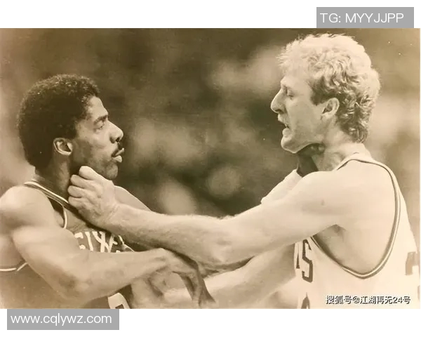 拉里伯德条款解析：NBA工资帽与球员续约机制的关键影响